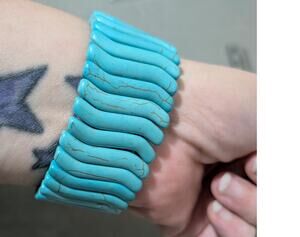 Southwestern Boho Faux Turquoise S-Curve Block Stretch Bracelet